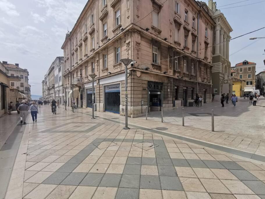 Teni Спліт Екстер'єр фото